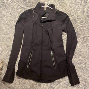 Lululemon light weight running jacket